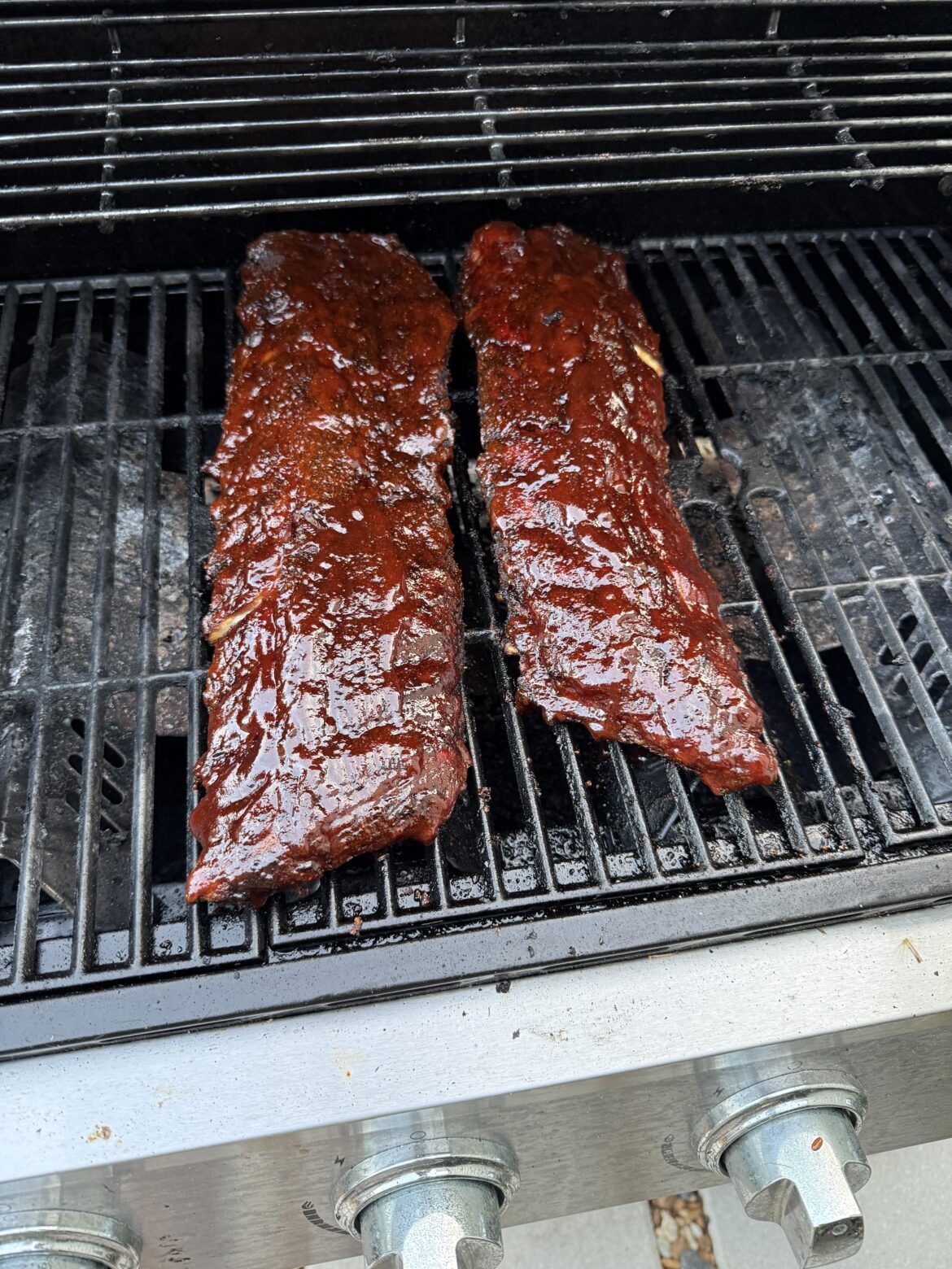 It’s taken me 5 tries but I finally perfected it. 275 for 5.5 hours, only rotated. Outside burners turned on low.