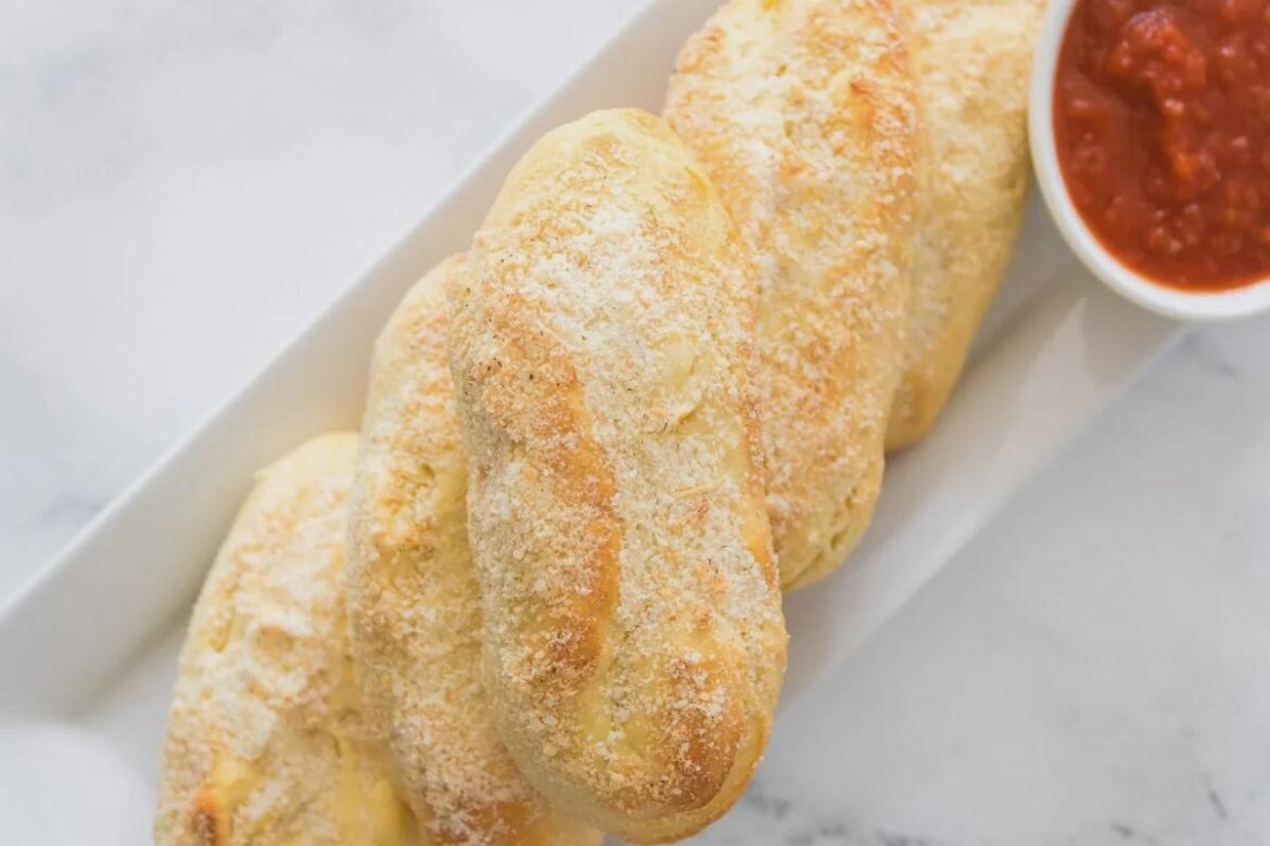 Easy Homemade Italian Breadsticks