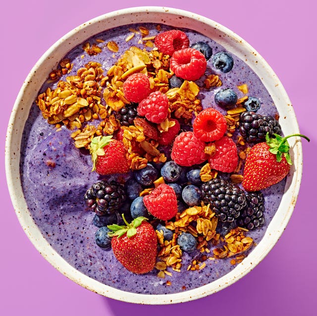 spiced blueberry smoothie bowl breakfast
