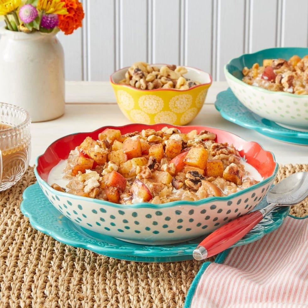 sweet breakfast apple cinnamon oatmeal sweet breakfast apple cinnamon oatmeal