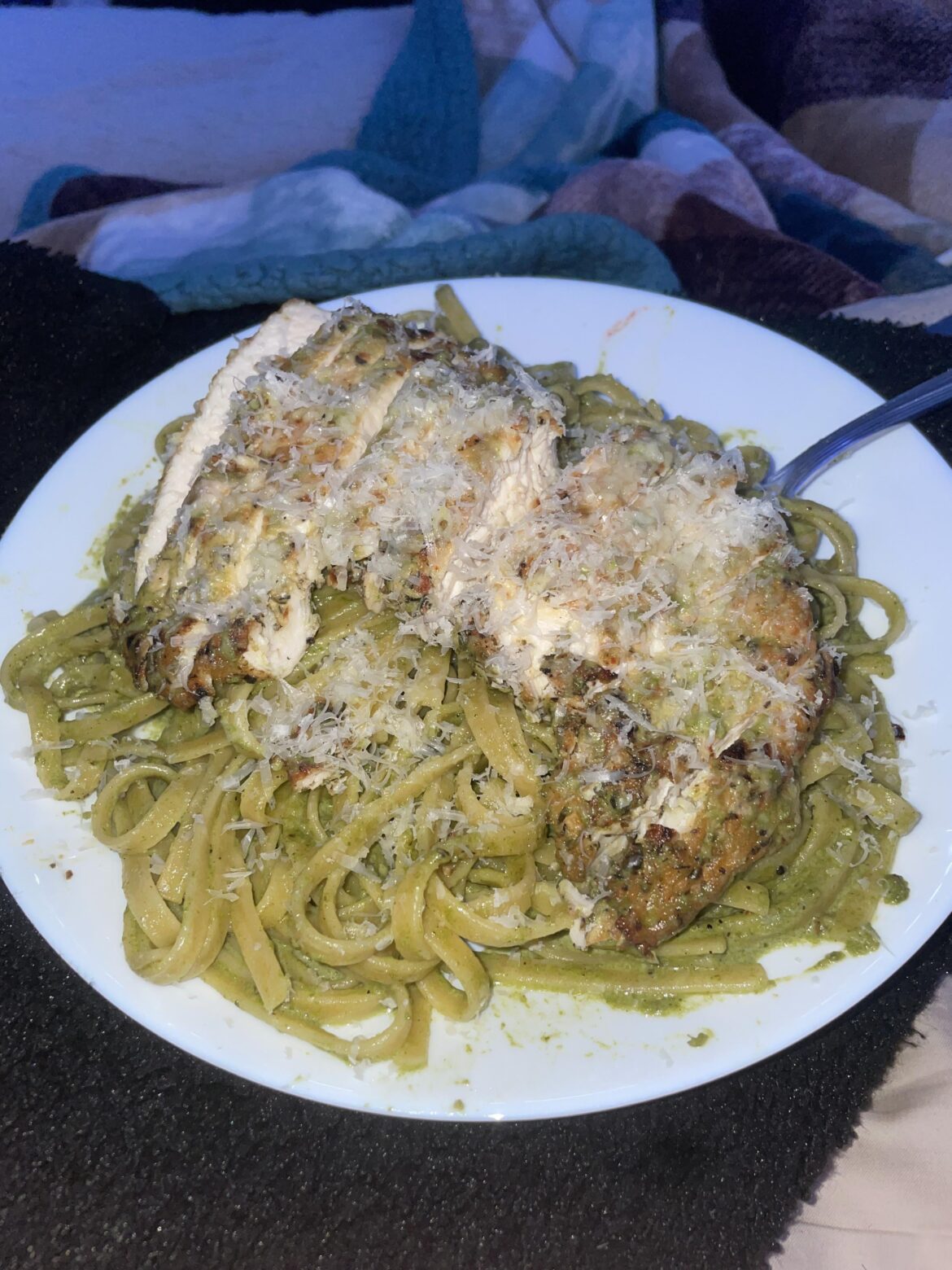 Fettuccine chicken pesto
