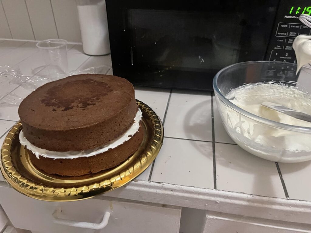 How I ruined my cake decoration in 3 pictures ( I need tips on how to improve :(