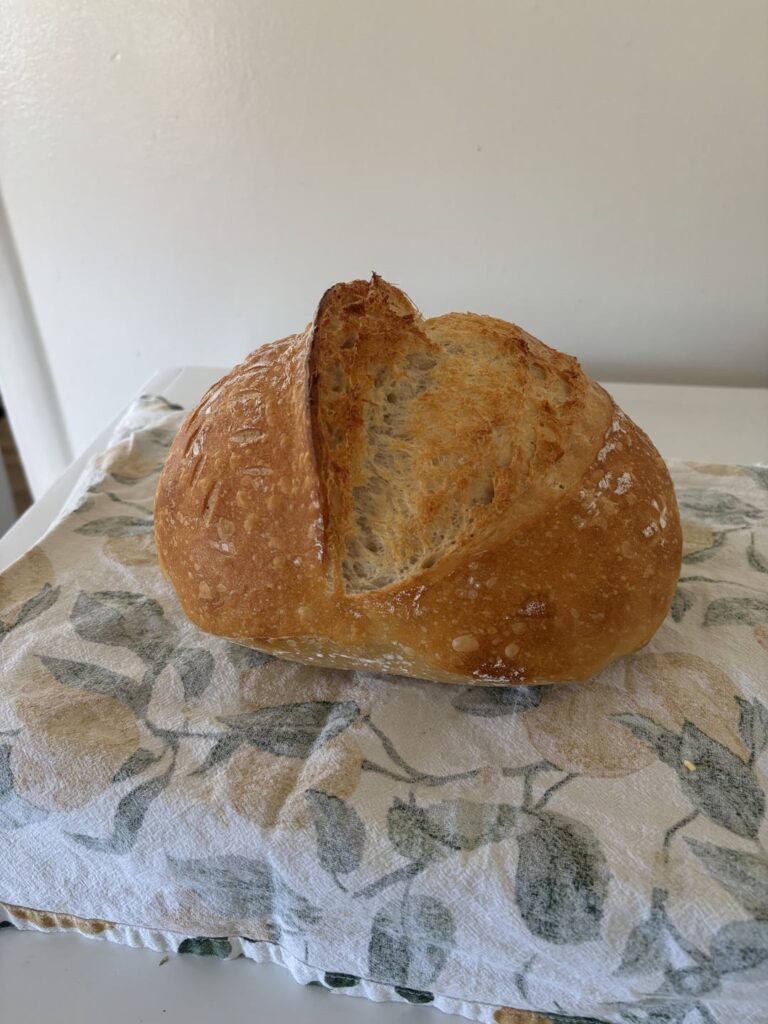First loaf after a 3 month break✨