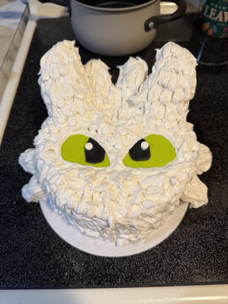 Made a practice Toothless cake for my daughter’s second birthday next weekend.