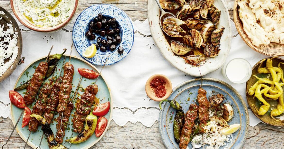 Mediterranean grilling recipes for Memorial Day weekend 2021