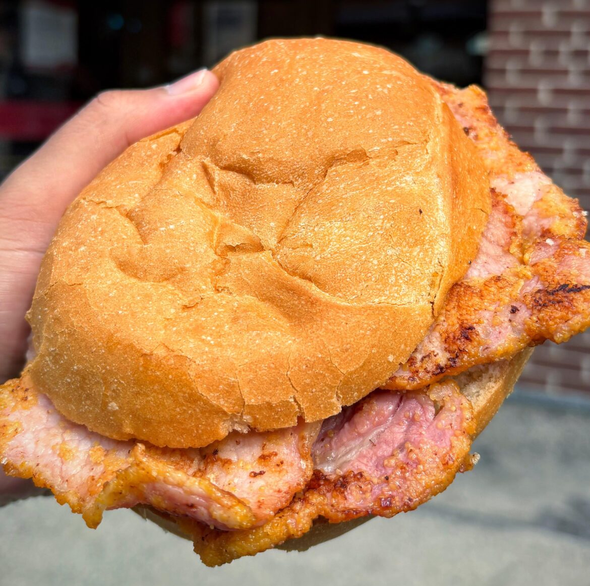 Challenging myself to eat Canadian foods for 20 days straight. Day 13 is the peameal bacon sandwich @ Carousel Bakery!