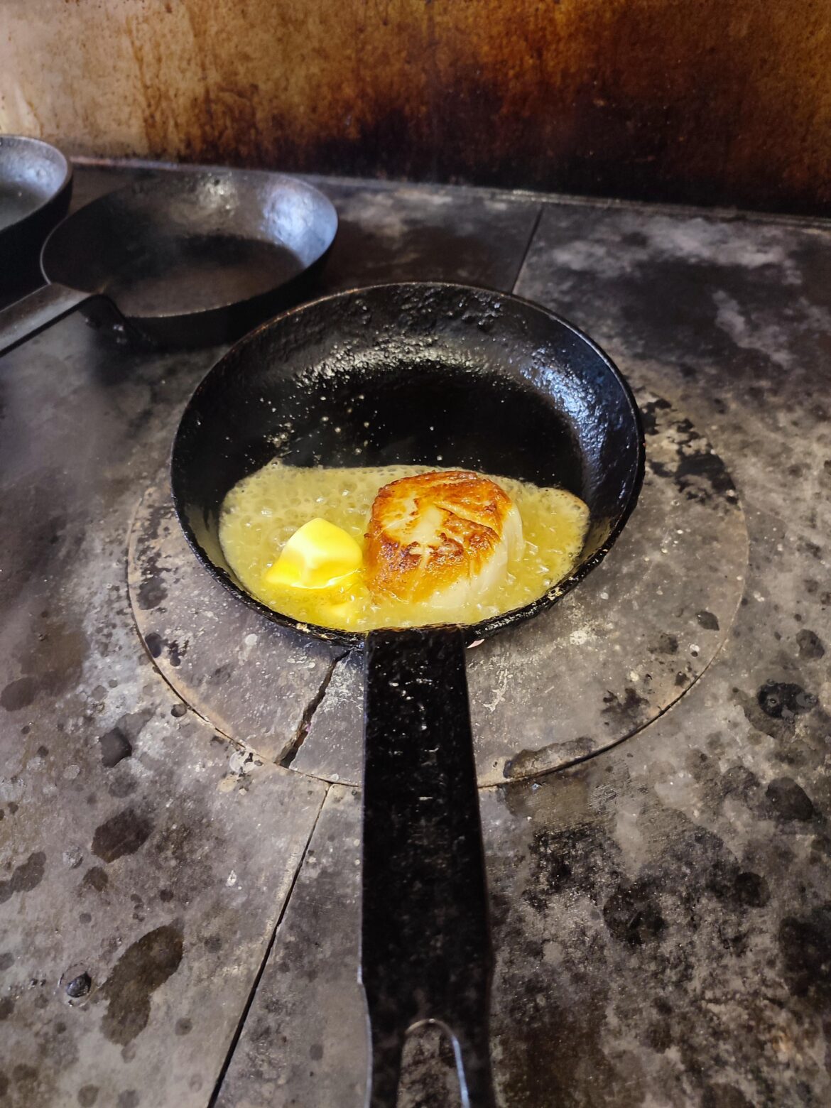 The girl who usually works sauce asked me why I was pan frying the cod... This is an absolute 116g monster of a scallop.