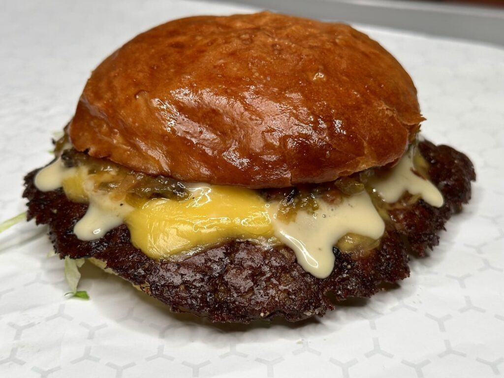 Smash burger with bacon jam