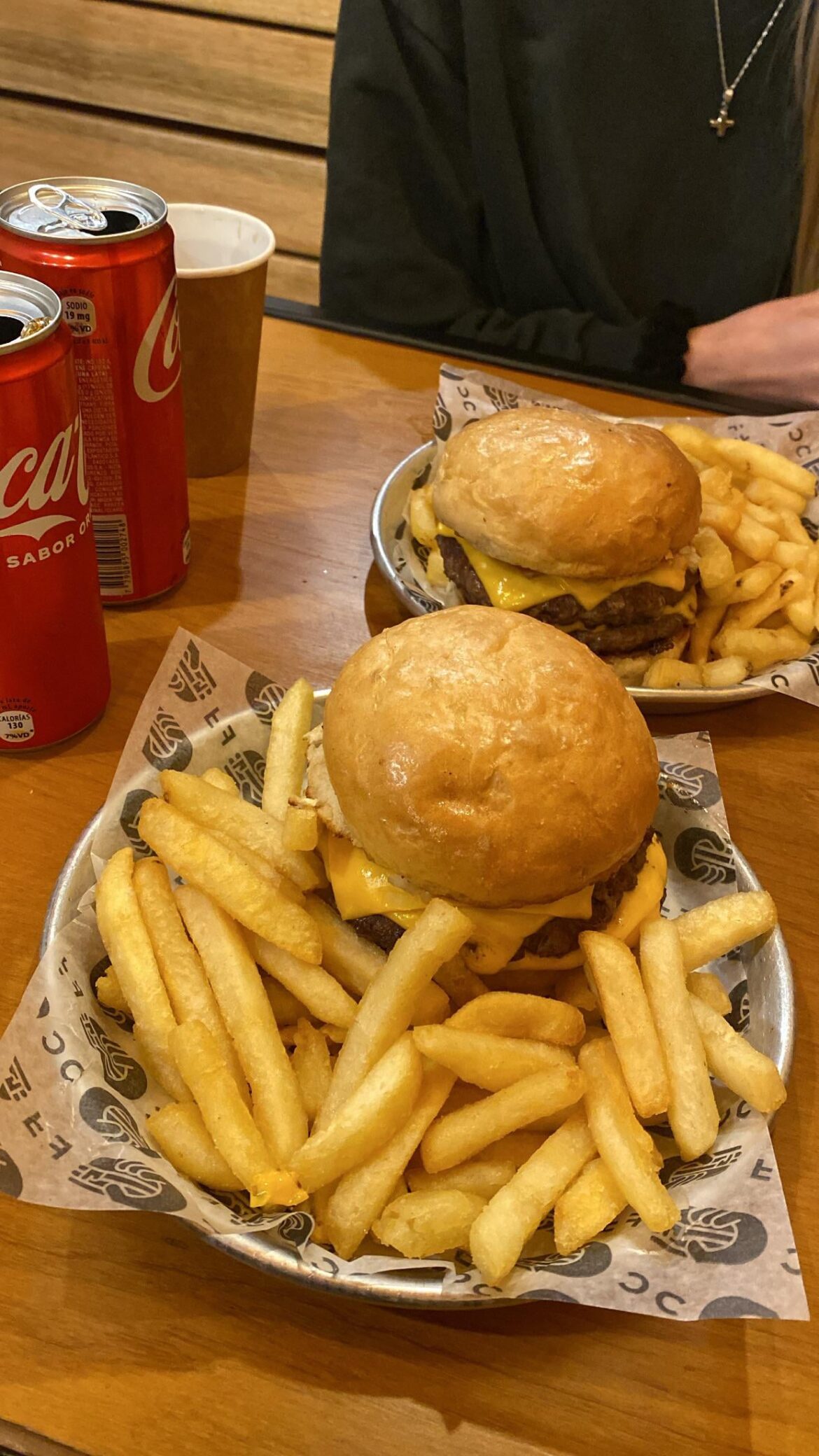 I love hamburgers, I would eat them every day, from 1 to 10 that you like so much?