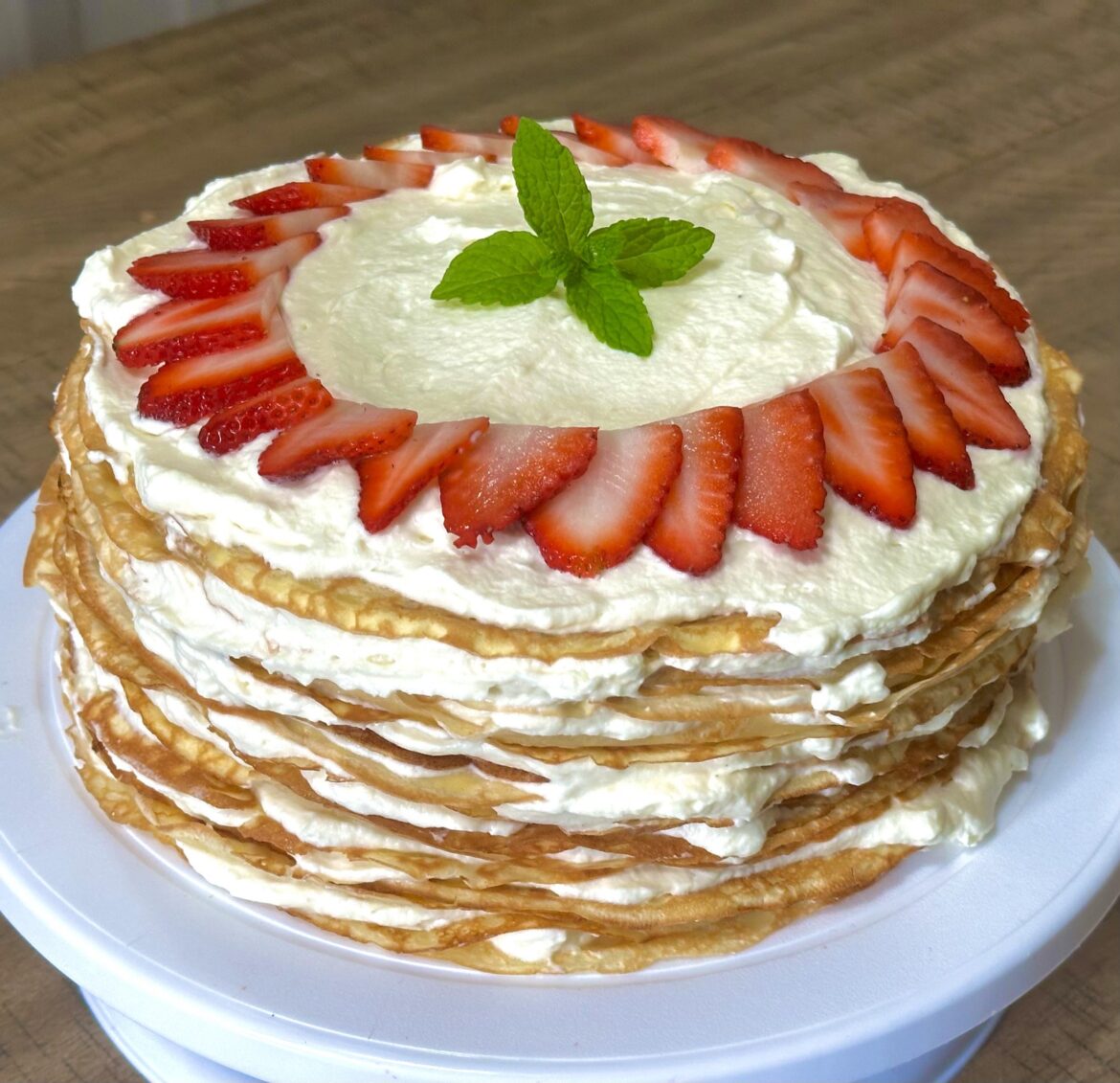 [OC] Strawberries & Cream Crepe Cake