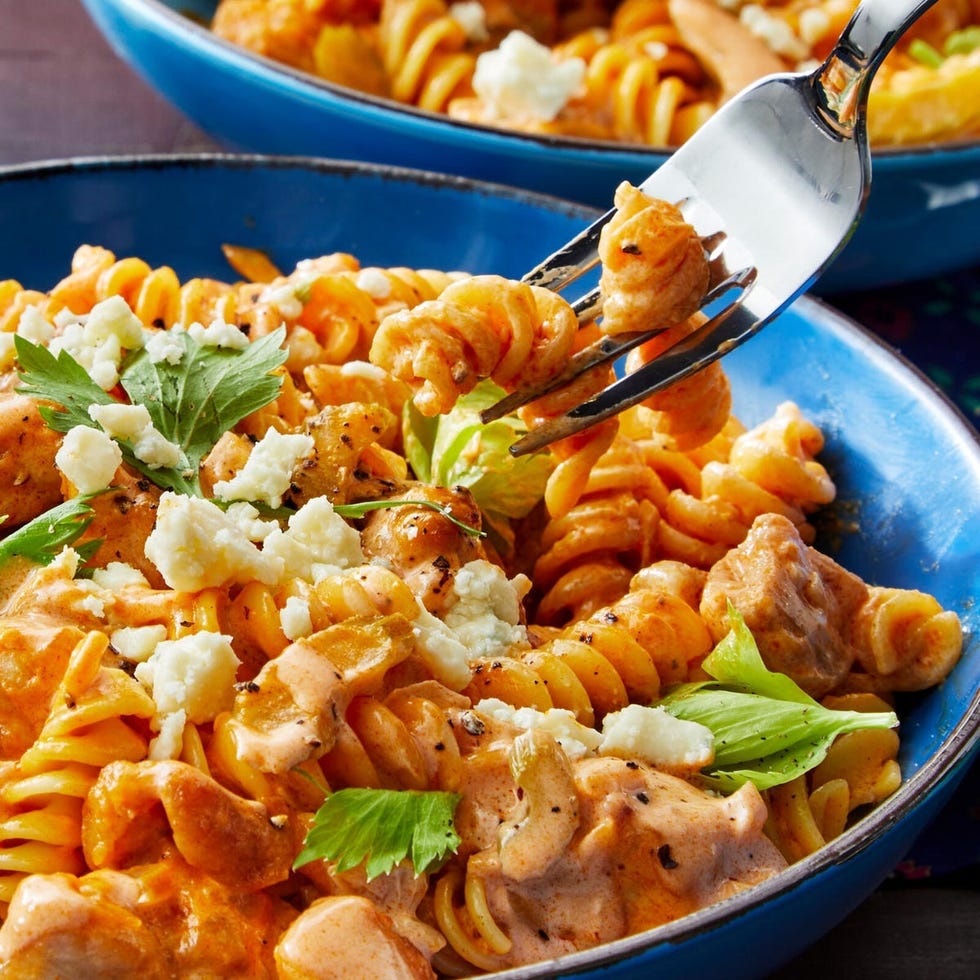 winter dinner ideas buffalo chicken pasta