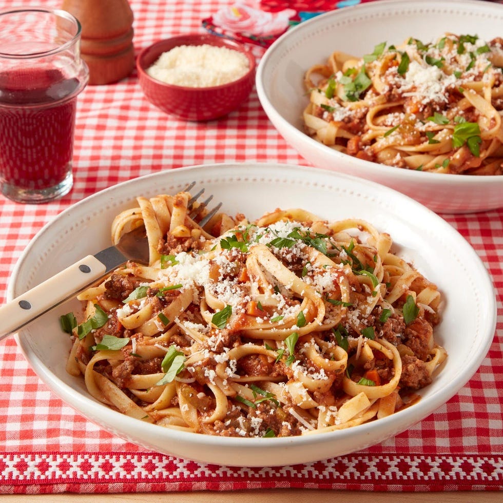 winter dinner ideas slow cooker bolognese