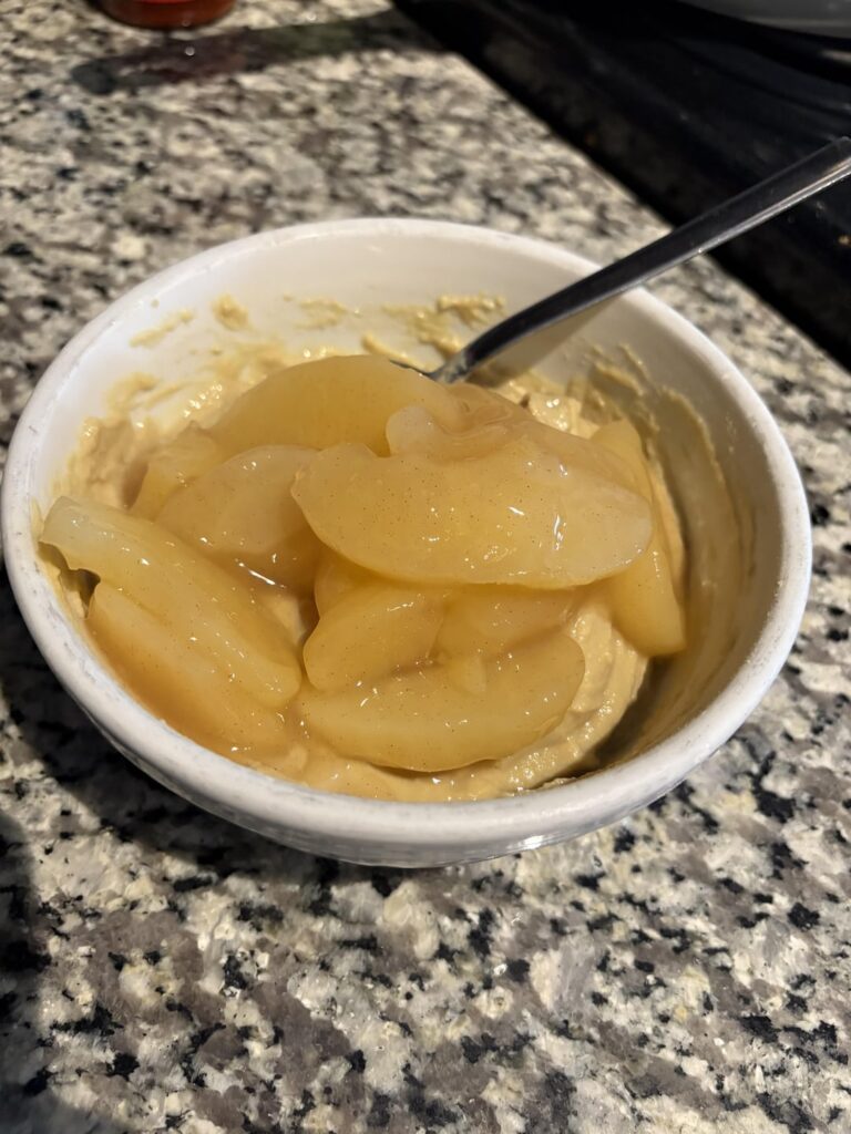 Protein Powder “Pudding” + SF Apple Pie Filling