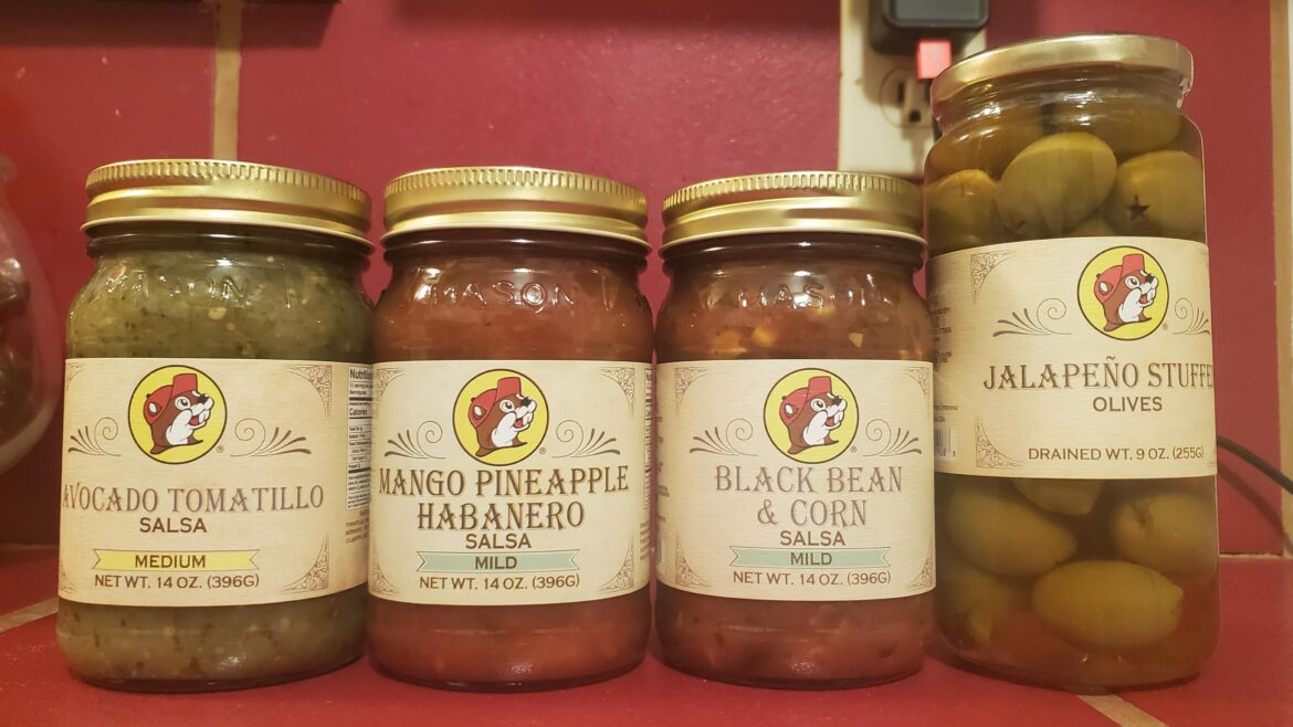 Back home in TX after a month away. I had to stop at Buc-ee's and get one of their Turkey Sandwiches. Decided to drop some coin and try a few of their Salsas, as well.