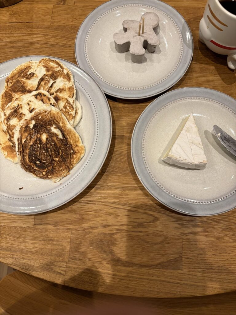 Pancake recipe 152 calories. The entire breakfast is 300 calories. Pancake recipe 152 calories. The entire breakfast is 300 calories.