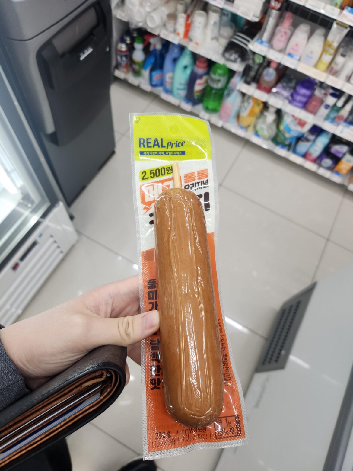 Giant Sausage in Gs25🏪