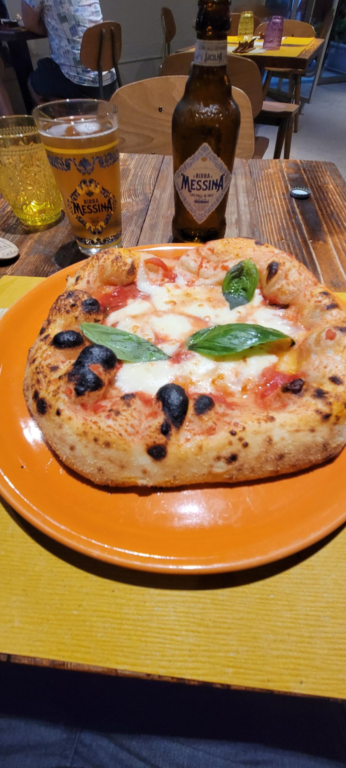 Wood oven pizza ( sicily)
