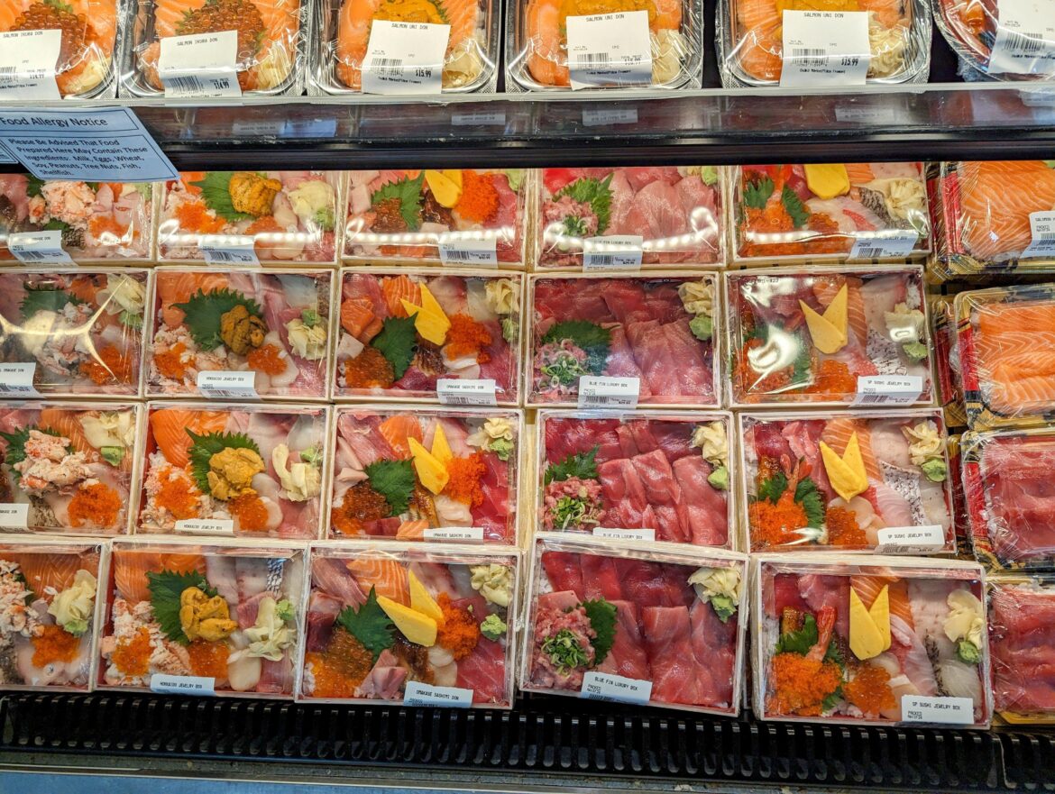 Chirashi Selection at Osaka Marketplace