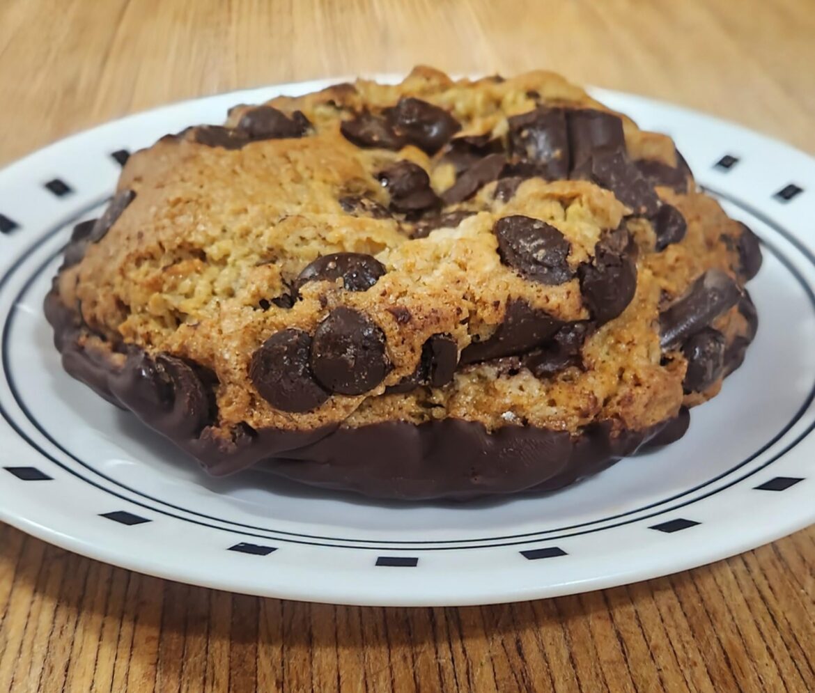 Dipped, shareable cookie anyone?