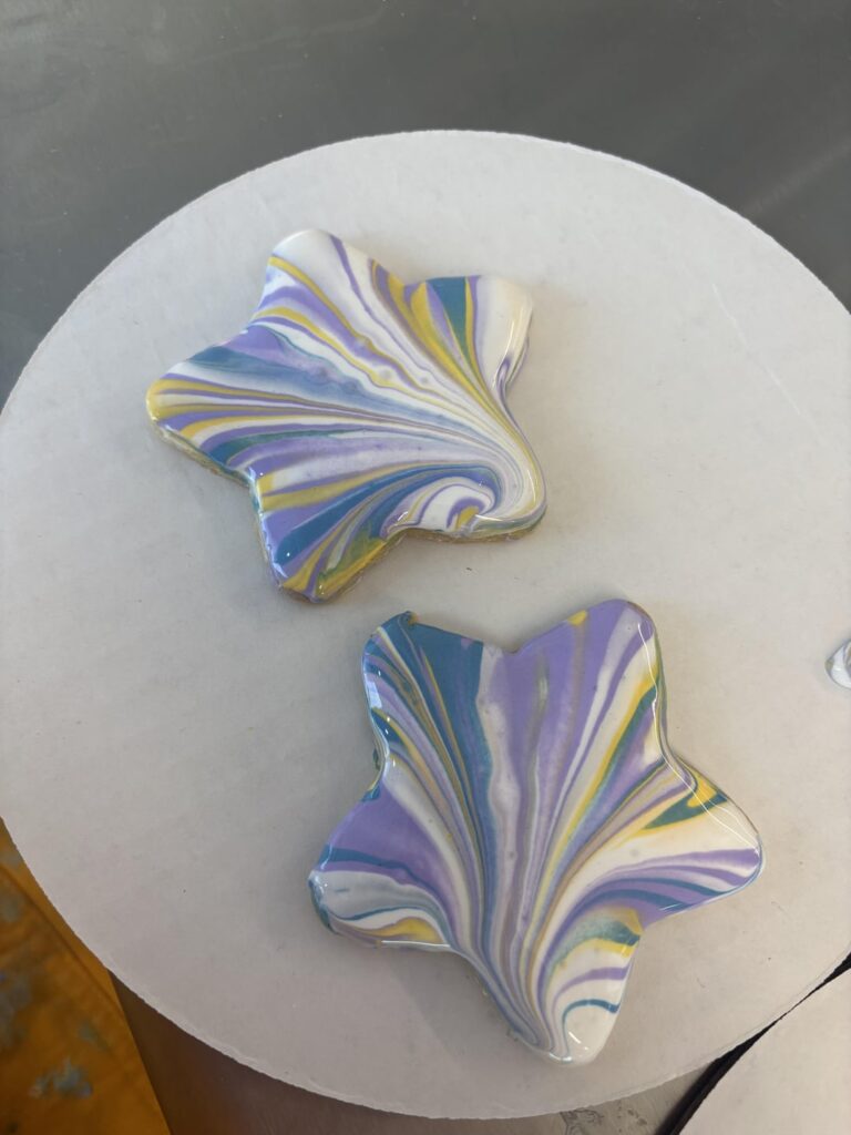Marbled cookies are my favorite ✨
