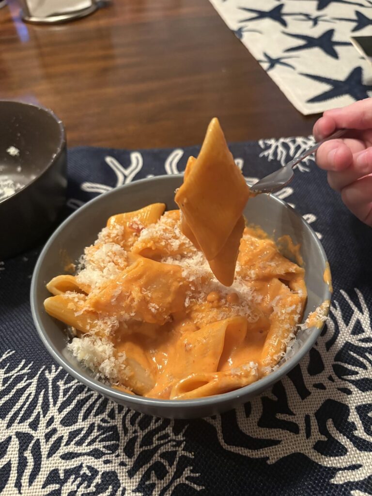 made vodka sauce tonight my family loved it 😀