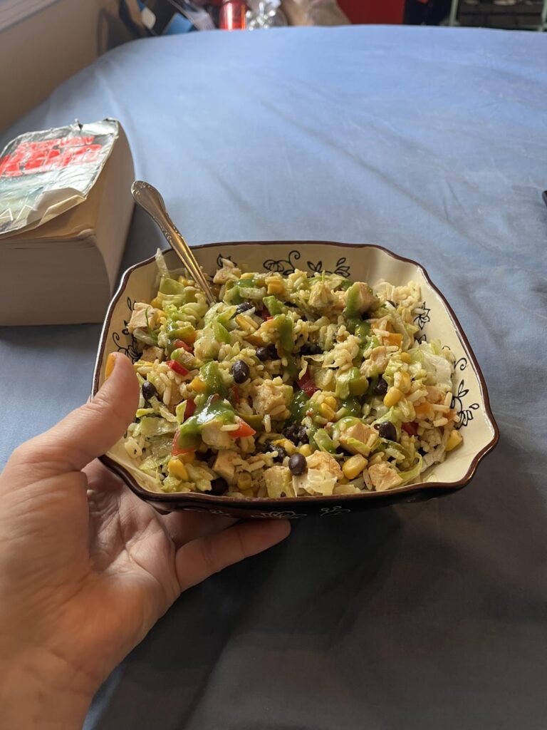 Had to scratch the Chipotle itch without dropping 15$ and 900 cal on a bowl (590cal) Had to scratch the Chipotle itch without dropping 15$ and 900 cal on a bowl (590cal)