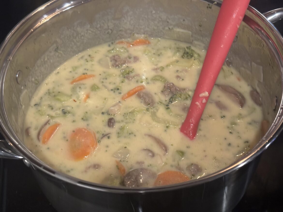 Vegetarian Cheddar Broccoli Soup Vegetarian Cheddar Broccoli Soup