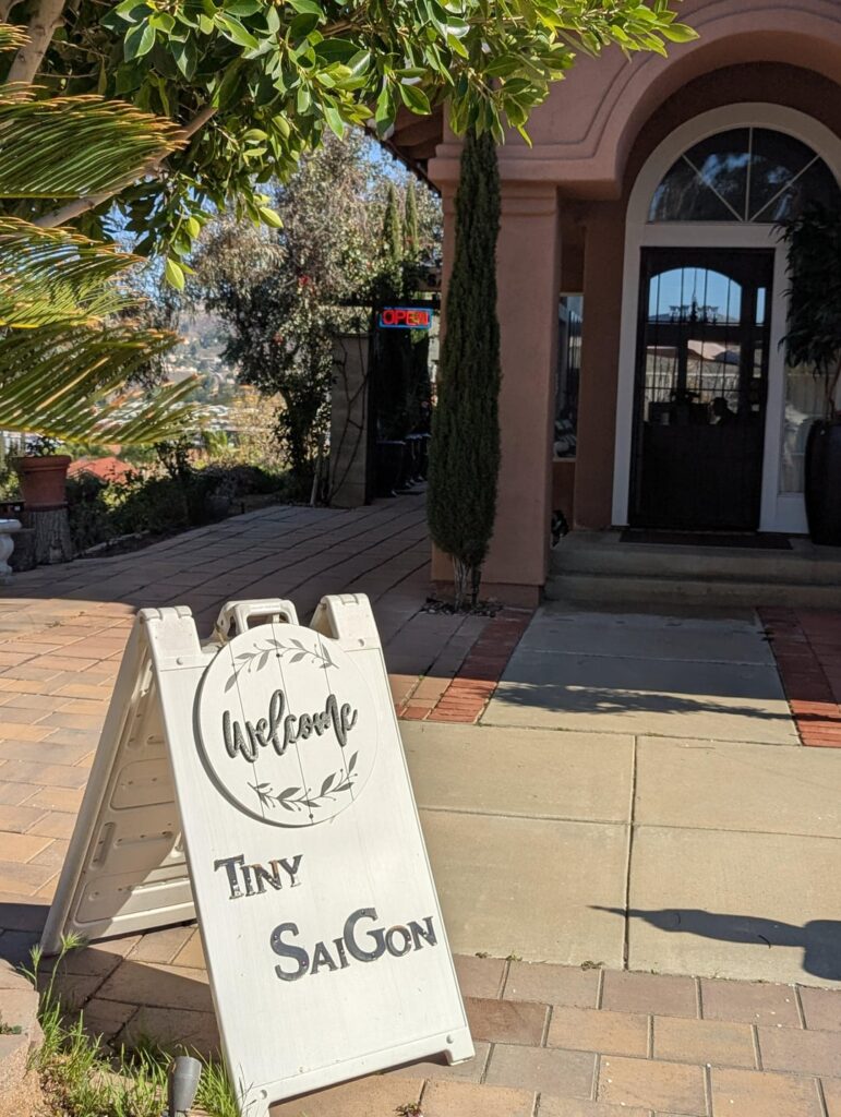 Restaurant in a house!