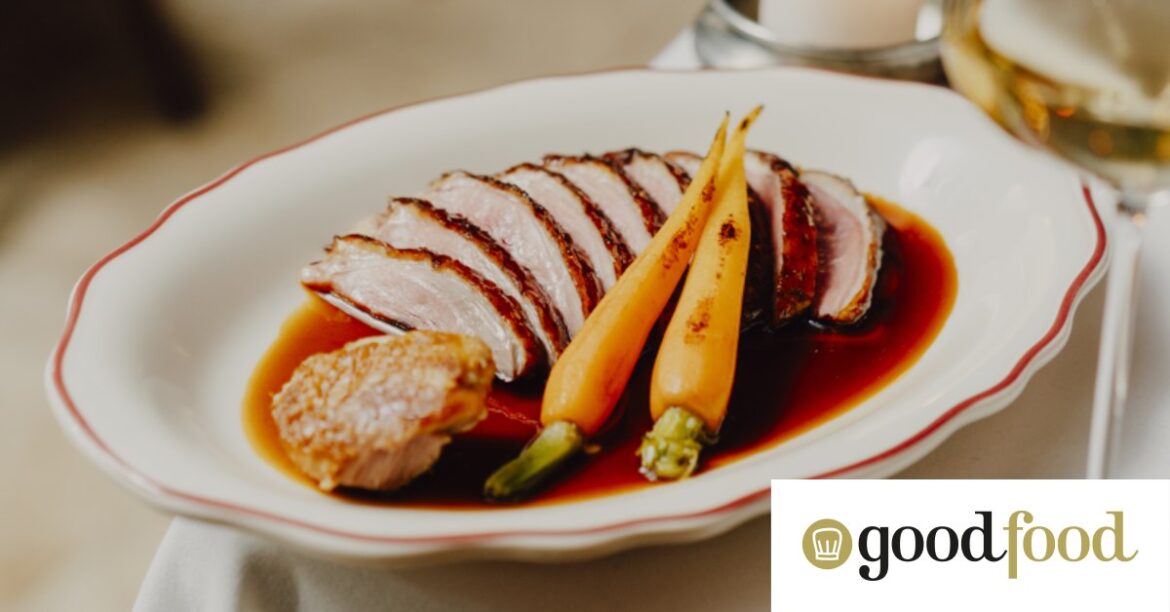 Classic dining with a light, bright touch