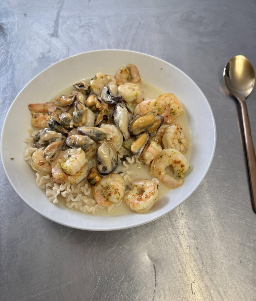 Seafood pasta! 391 cals and 51g protein