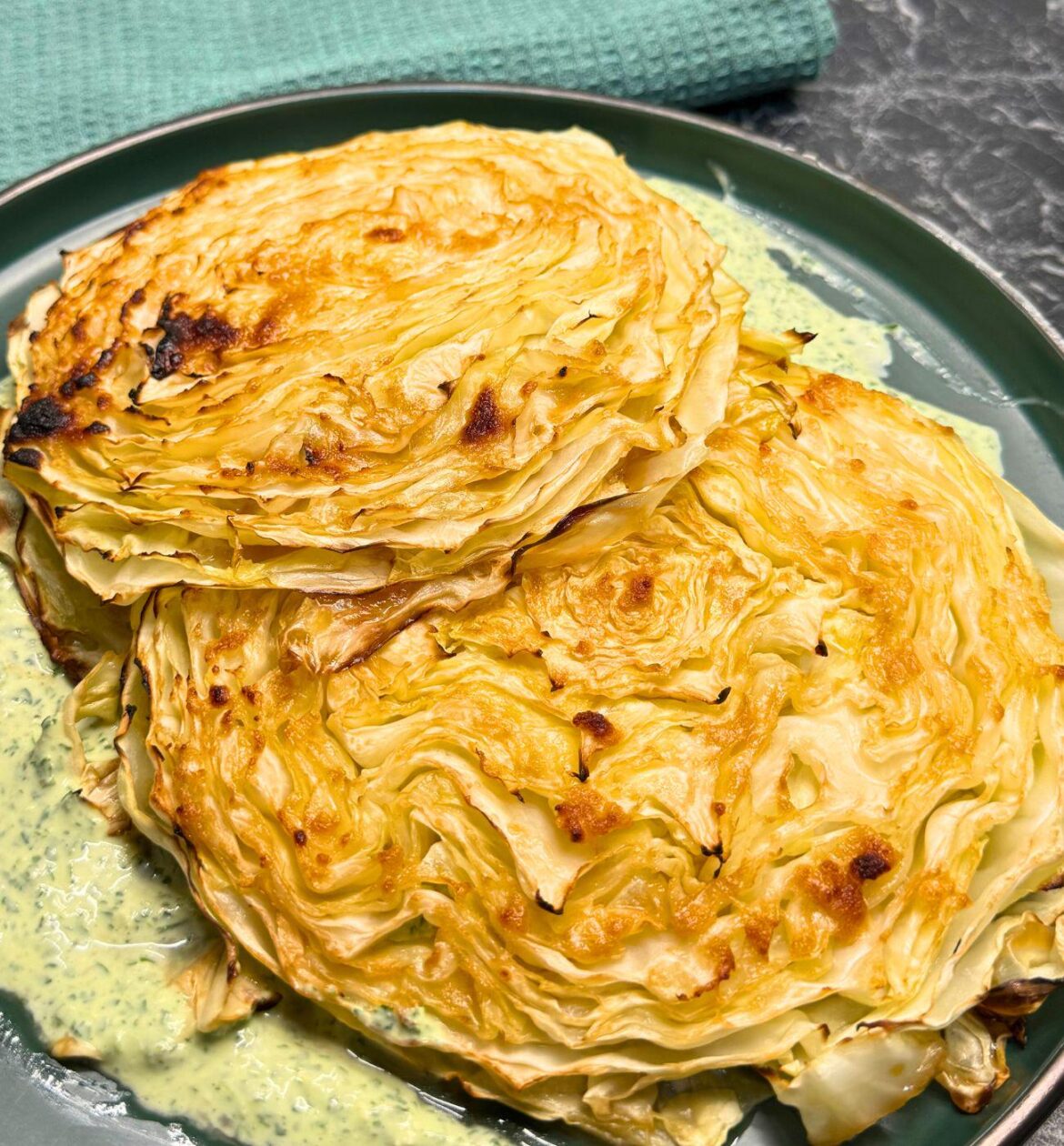 Roasted Cabbage Steaks - [OC] made with love for you 🤗🤗🤗