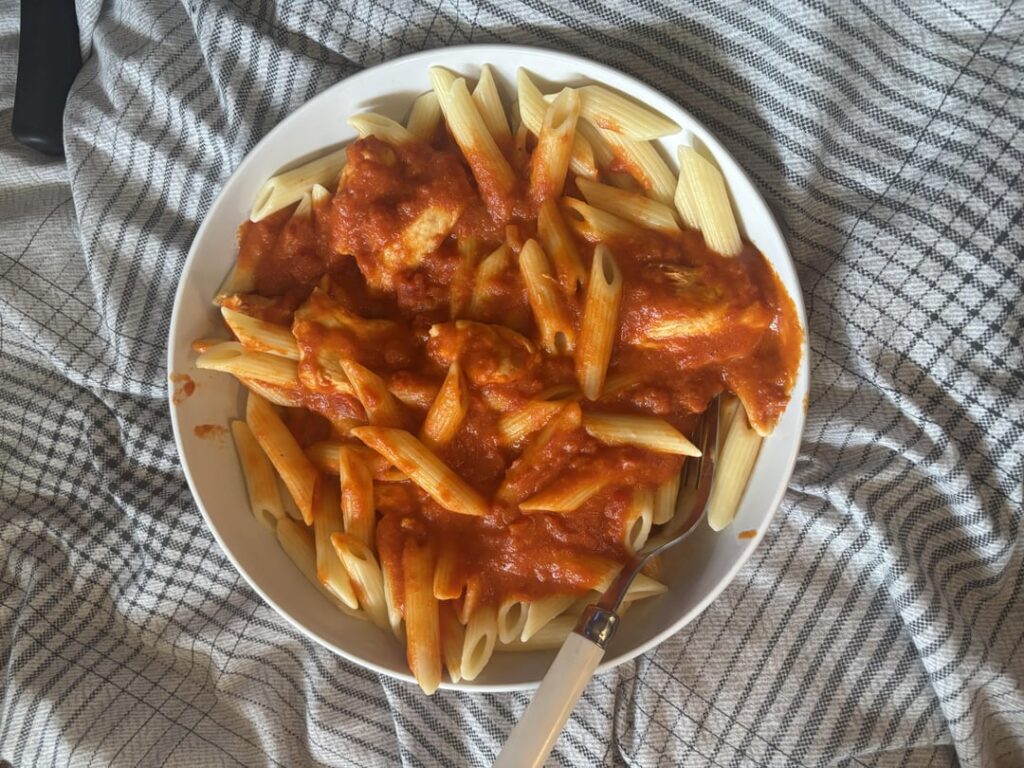 How much do ya think is in this lovely bowl? Hand for scale.