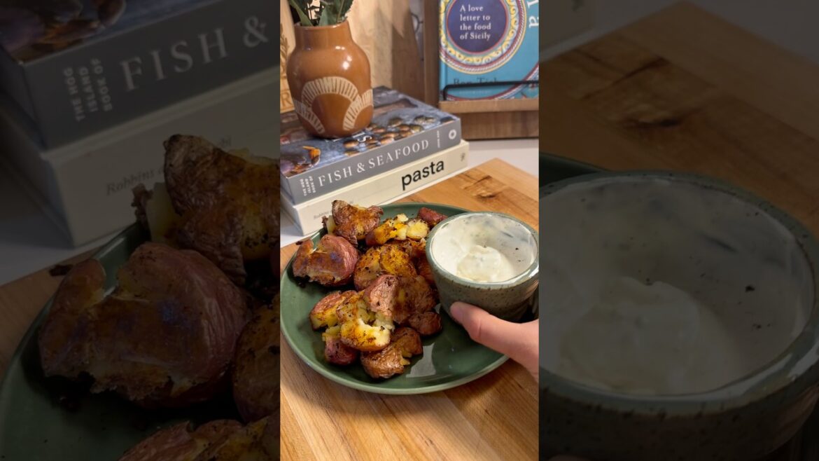 Hot Take: These CRISPY  & FLUFFY smashed potato’s might be better than fries… #fyp #fypage