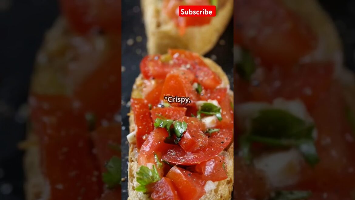 Crispy, garlicky, athis 15-min Italian Bruschetta is a must-try #Bruschetta #EasyRecipe #ItalianFood
