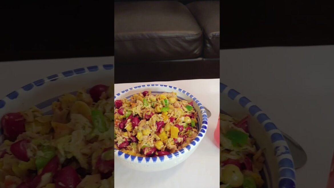 Tuna and bean salad with crunchy bread  #food #shorts #mukbang