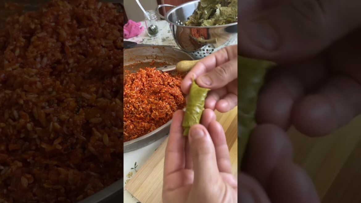 Turunç sıkılmış Bol baharatlı tereyağlı yaprak sarma #yapraksarma #yapraksarması #sarma #turunç