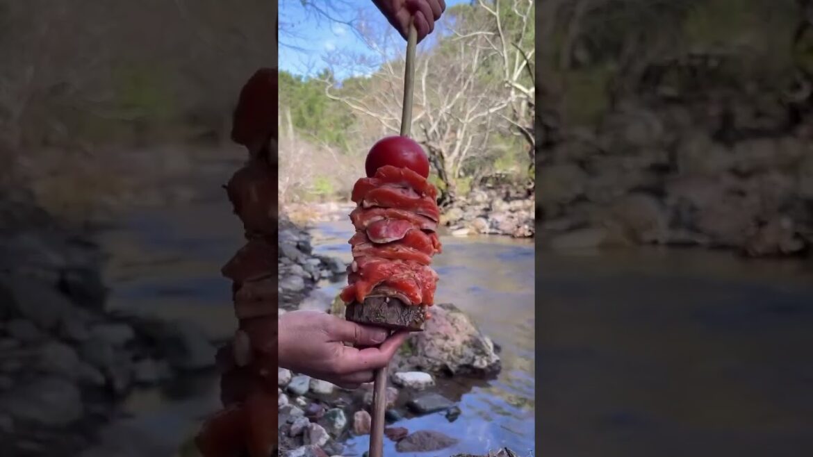 Soslu Balik DönerSauce | Fish Gyros #Foodie #Tasty #FoodRepost #BiteSized Credit to @naturcenk