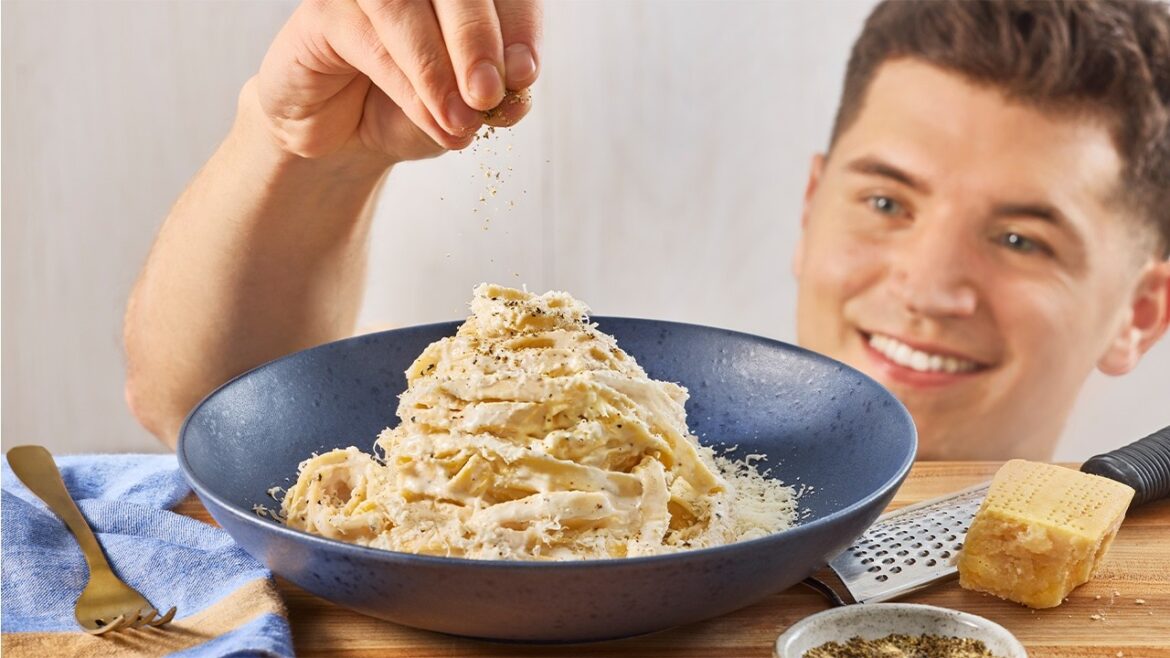 Fettuccine Alfredo Fettuccine Alfredo