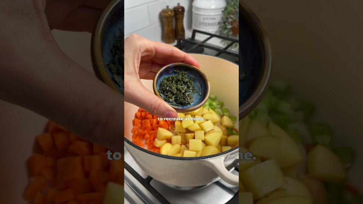 Ribollita (Italian Vegetable & Bread Soup)