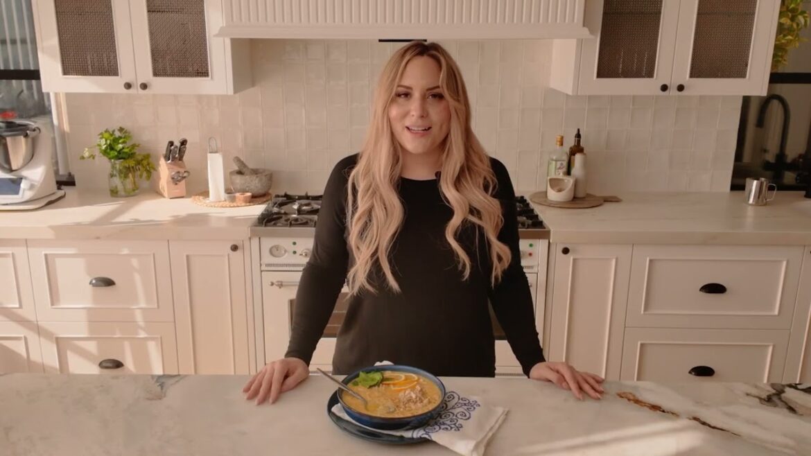 Avgolemono – Greek Lemon Chicken Soup Avgolemono - Greek Lemon Chicken Soup