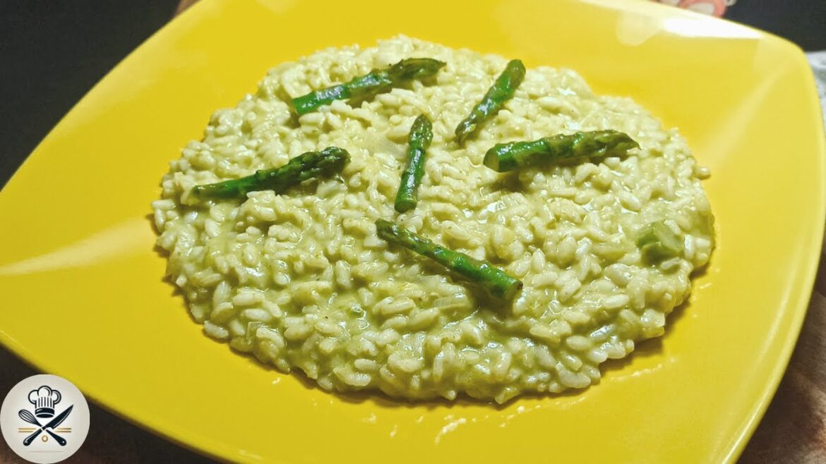 Questo risotto agli asparagi è una bomba! Il segreto è nel tocco finale che nessuno si aspetta! Questo risotto agli asparagi è una bomba! Il segreto è nel tocco finale che nessuno si aspetta!