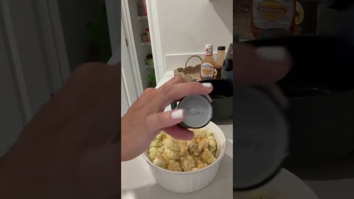 Simple spicy cauliflower under 10 minutes! #keepitsimple! #vegetarianrecipes #health