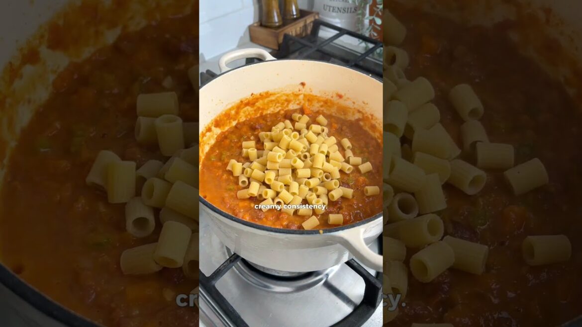 Pasta e Fagioli (Italian Pasta & Bean Soup)
