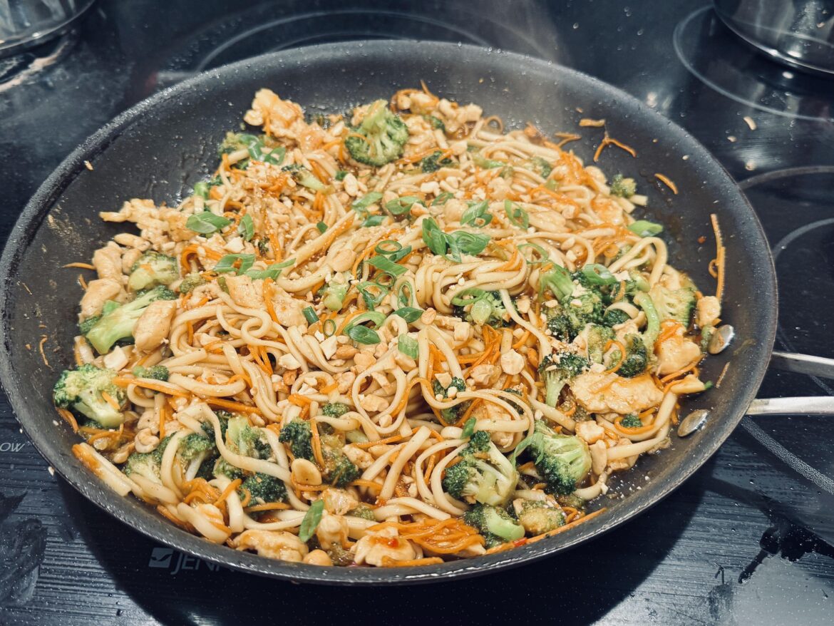 Sweet Heat Broccoli & Carrot Lo Mein