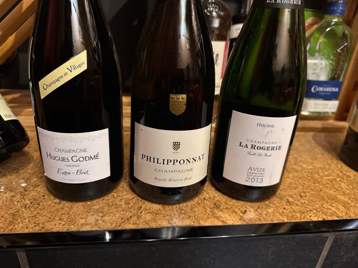 Deciding between 3 champagnes and know nothing. How to choose?