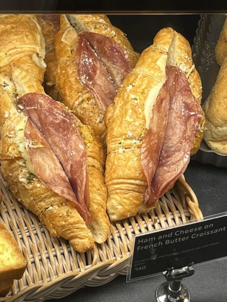 I'm not saying it looks so suggestive, but this croissant might need to be censored. Its confidence is unmatched, mad respect.