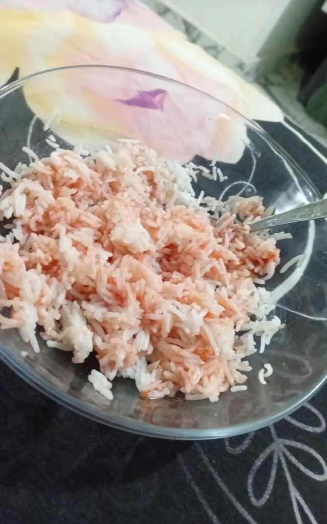 My gf likes to eat everything with ketchup, she just ate plain rice with ketchup, she also insists that watermelon tastes great with ketchup.