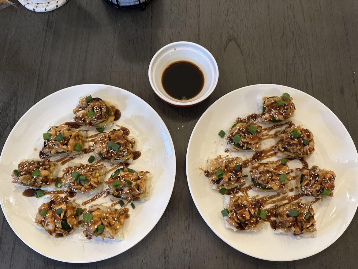 Crispy rice & spicy salmon bites