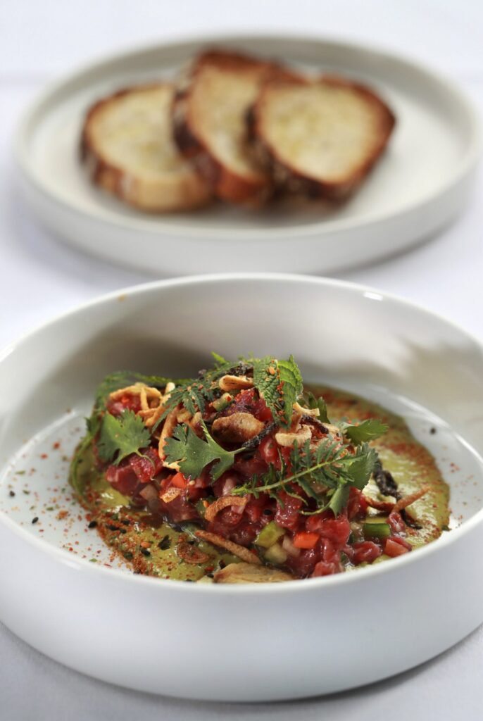 Obelix offers wild and untraditional French food — and what’s likely Chicago’s most expensive taco – Chicago Tribune