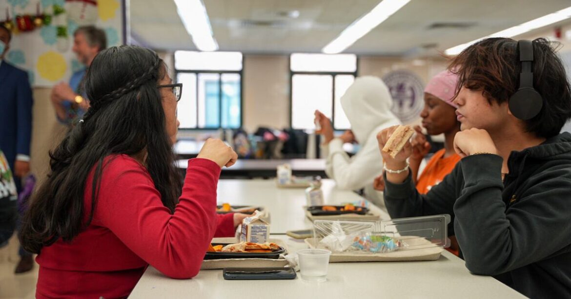 After outcry, NYC reverses course on unpopular school lunch cuts